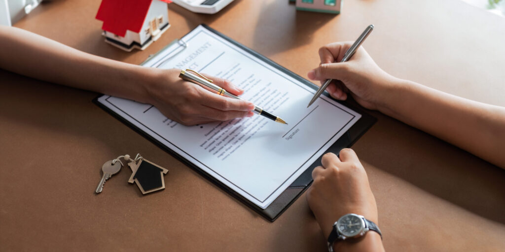 Renting an Apartment in Japan: What Foreign Residents Should Know real estate agent to his discussion and consult about house contracts client after signing contract, concept for real estate, moving home or renting property